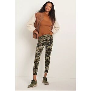 NEW Anthropologie Pilcro High-Rise Moss Camo Skinny Corduroy Pants Size 25 31 32